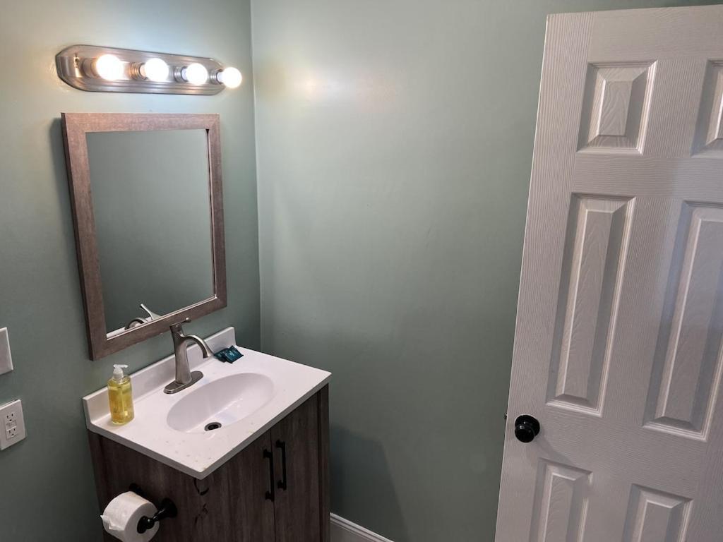 Appartamento Chillpad Blocks From Frenchquarters New Orleans Esterno foto