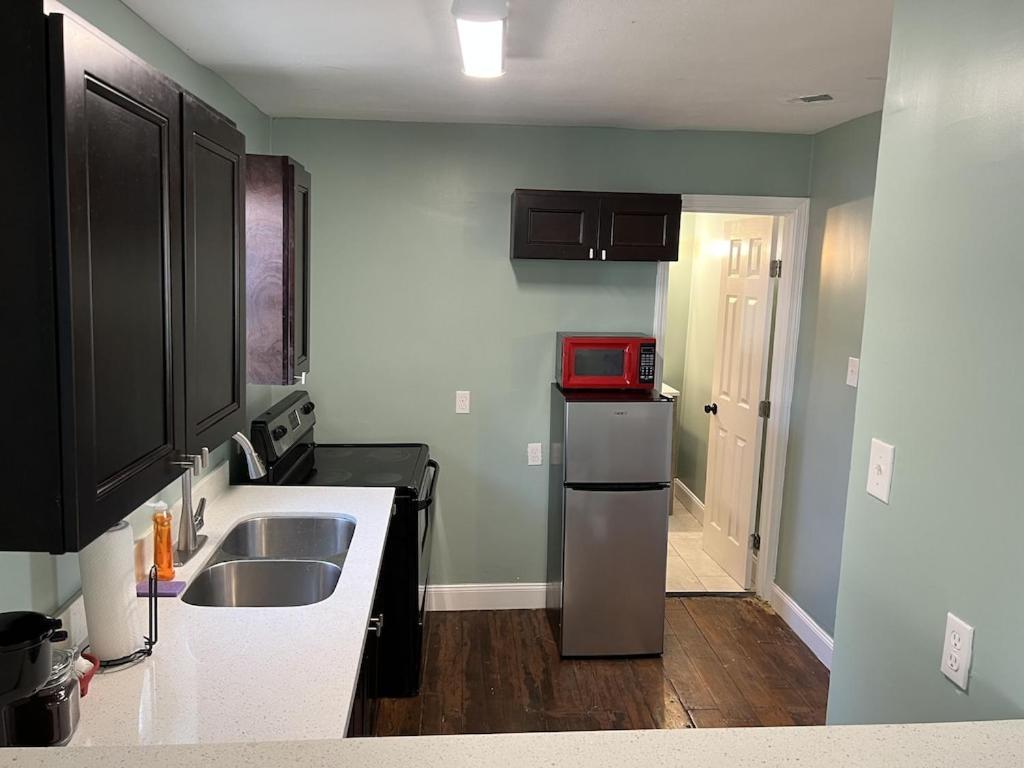 Appartamento Chillpad Blocks From Frenchquarters New Orleans Esterno foto